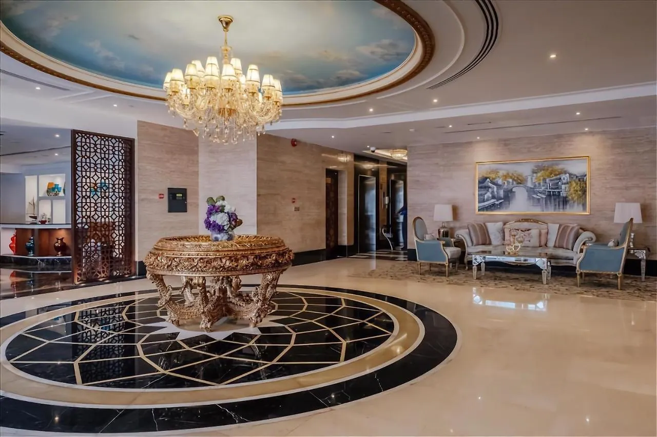 Crystal Plaza Al Majaz Hotel Şarja