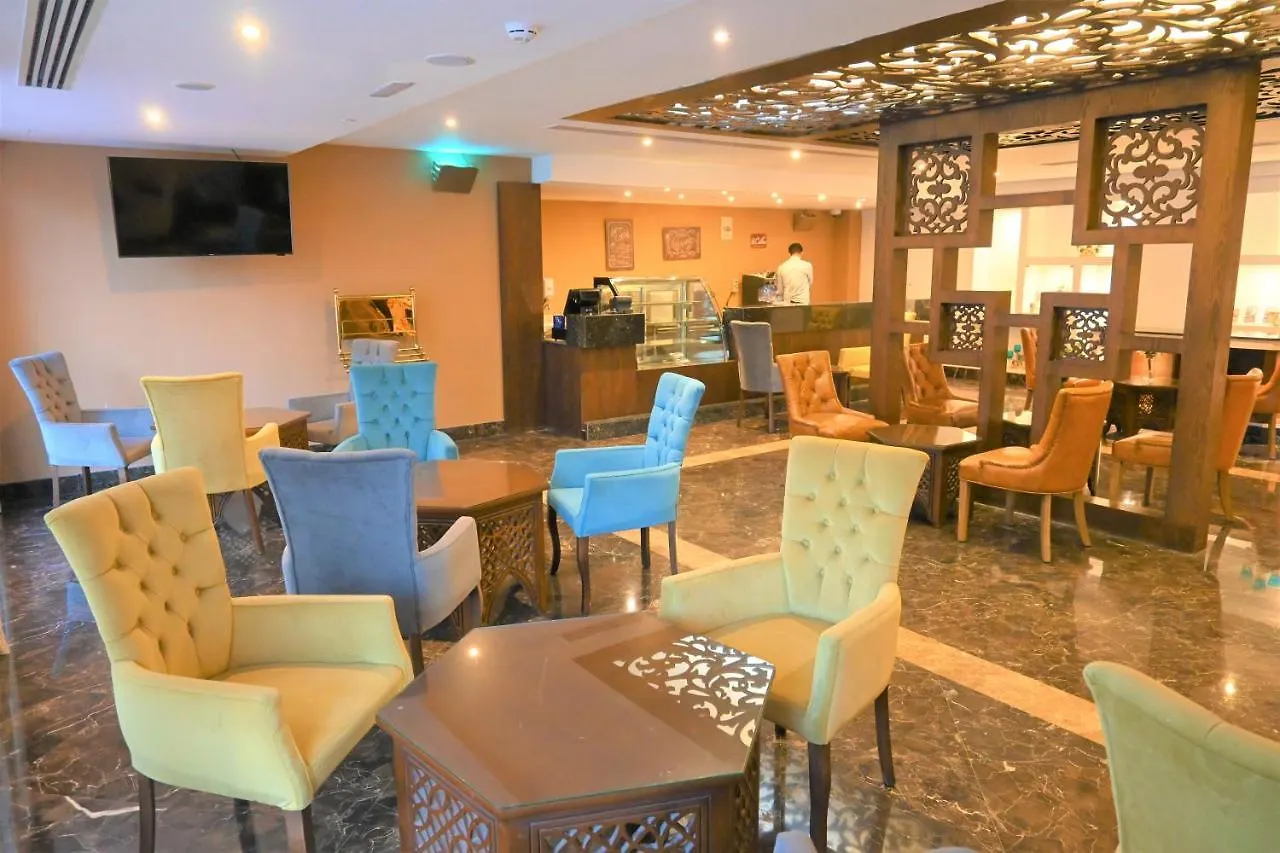 Crystal Plaza Al Majaz Hotel Şarja 4*,  Birleşik Arap Emirlikleri