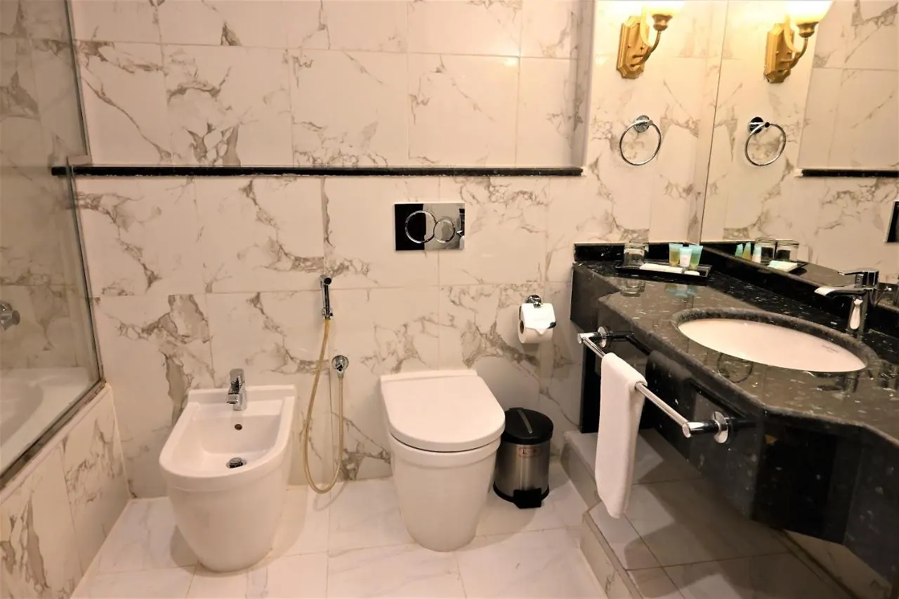 Crystal Plaza Al Majaz Hotel Şarja Birleşik Arap Emirlikleri
