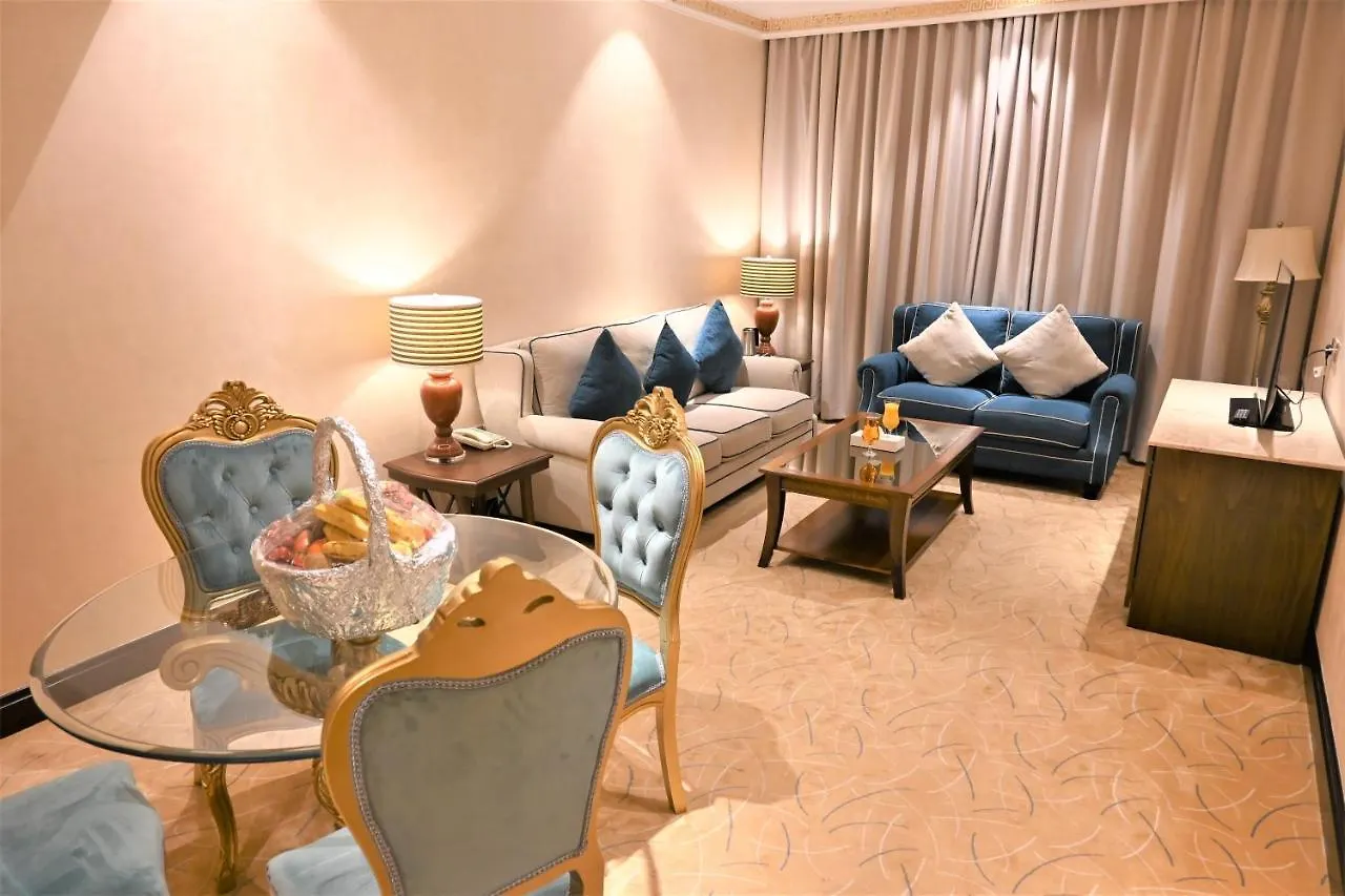 Crystal Plaza Al Majaz Hotel Şarja 4*,